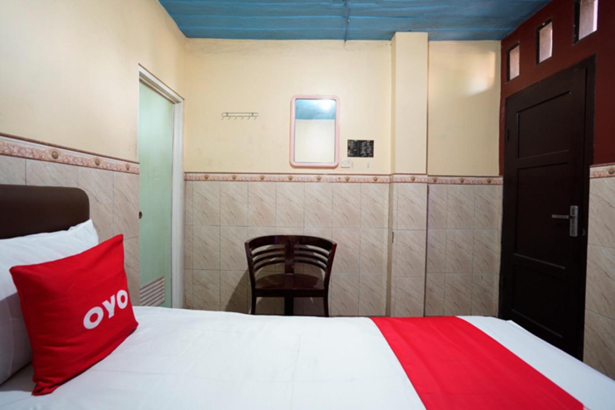 Oyo 927 Carina Hotel Claket Dış mekan fotoğraf
