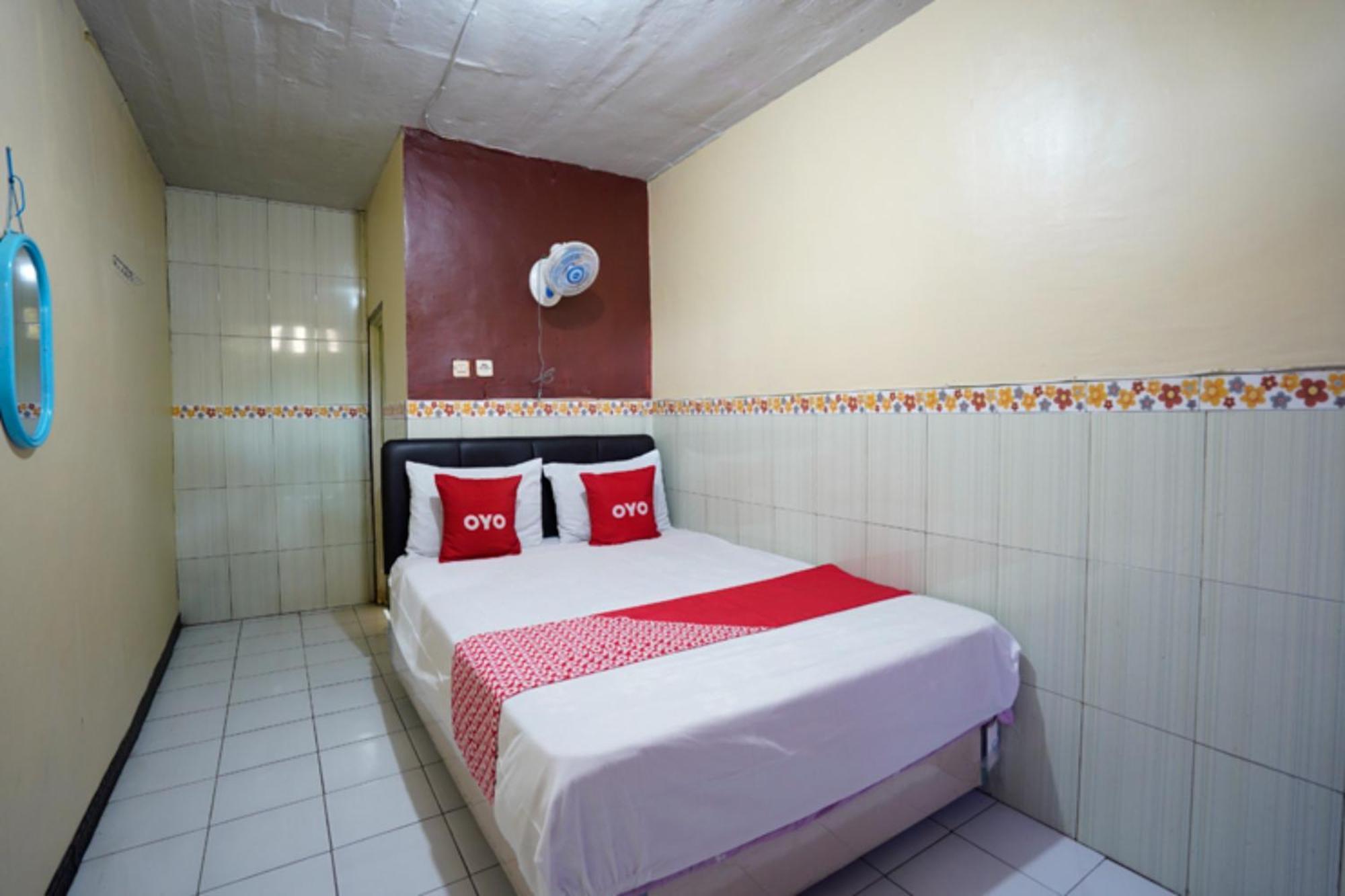 Oyo 927 Carina Hotel Claket Dış mekan fotoğraf
