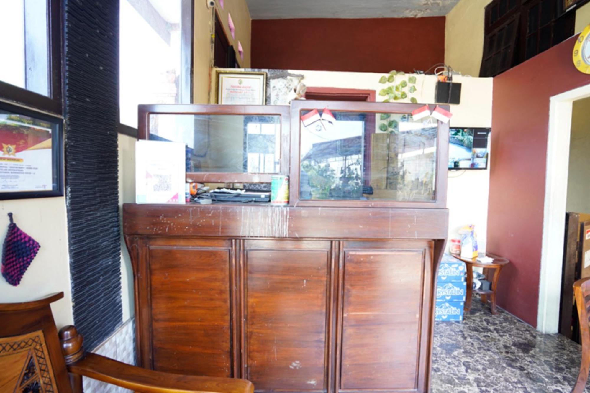 Oyo 927 Carina Hotel Claket Dış mekan fotoğraf